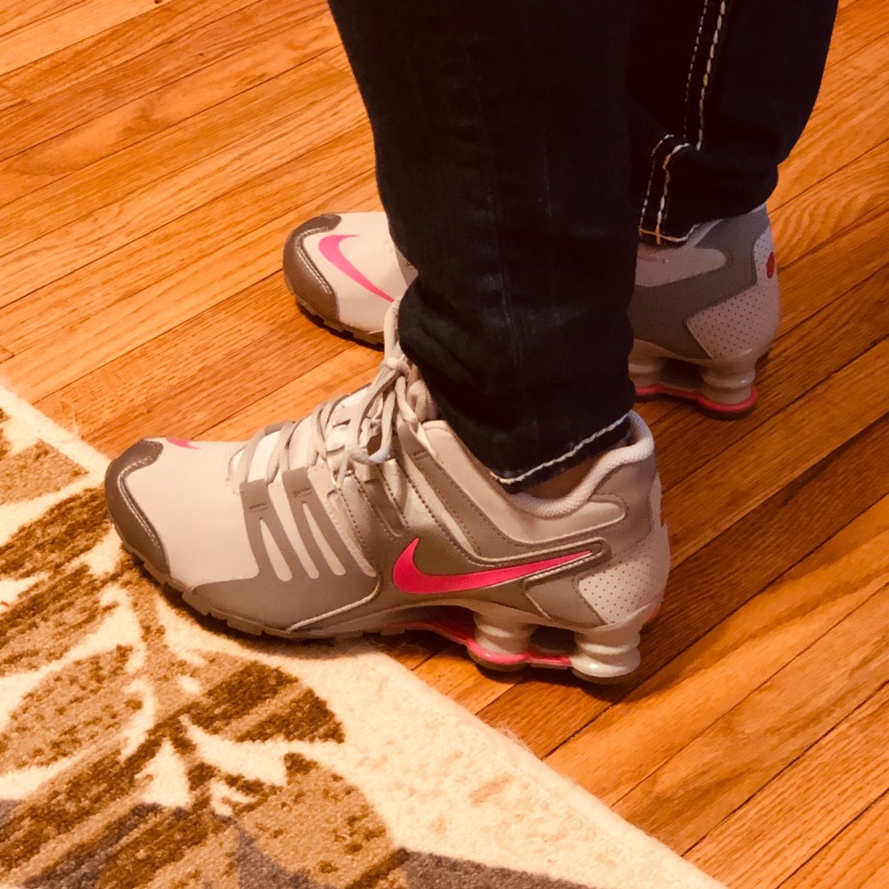 Nike shoxs